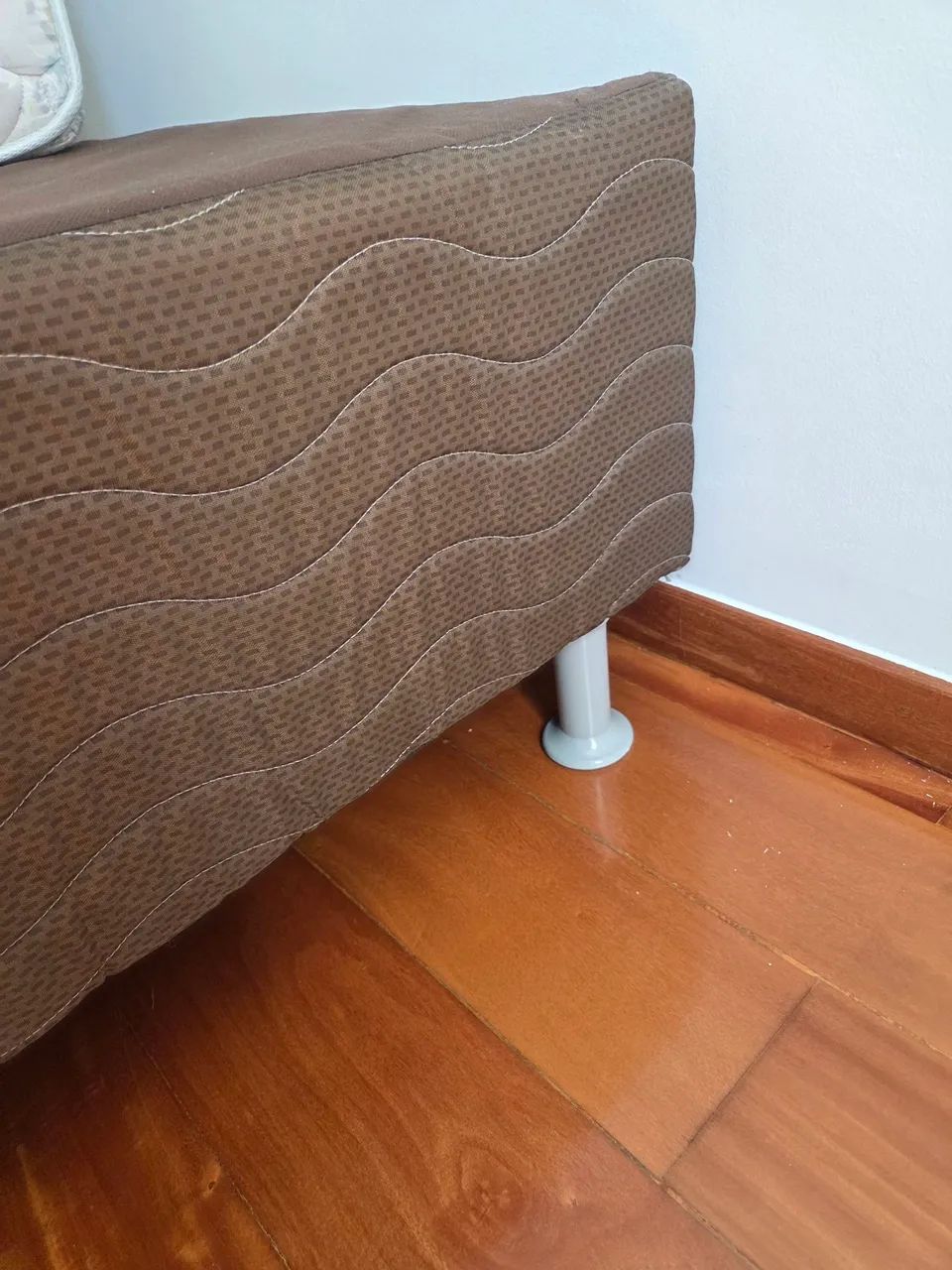 Vendo box + colchão solteiro 90cm - Foto 4