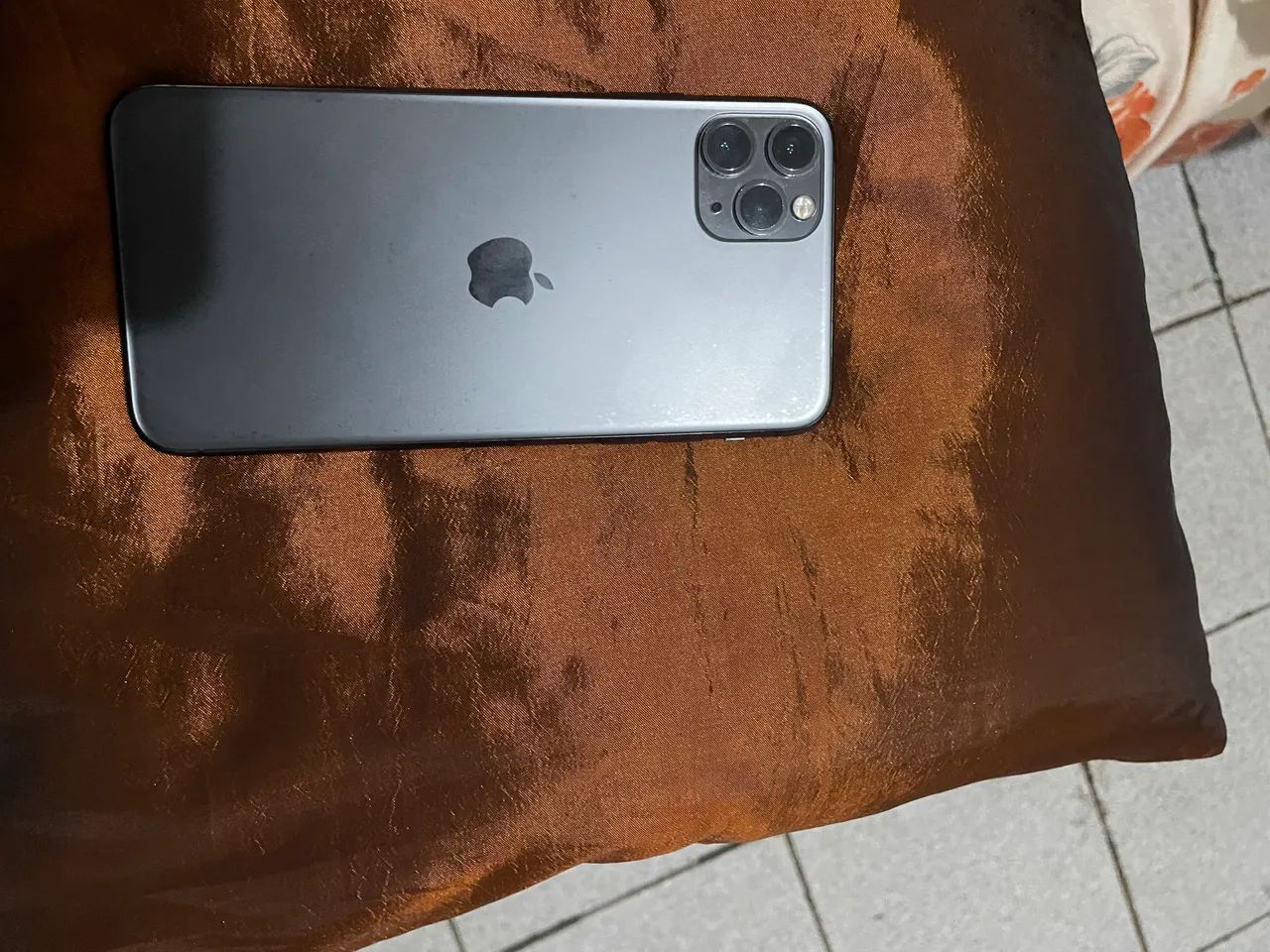 iPhone 11 Pro Max 256GB - Foto 3