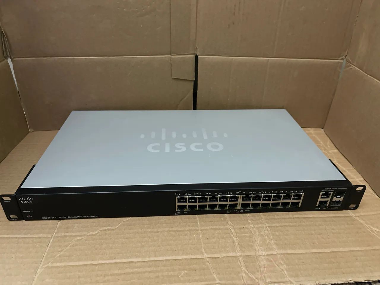 switch Cisco SG200-26P ( com PoE ) - usado 
