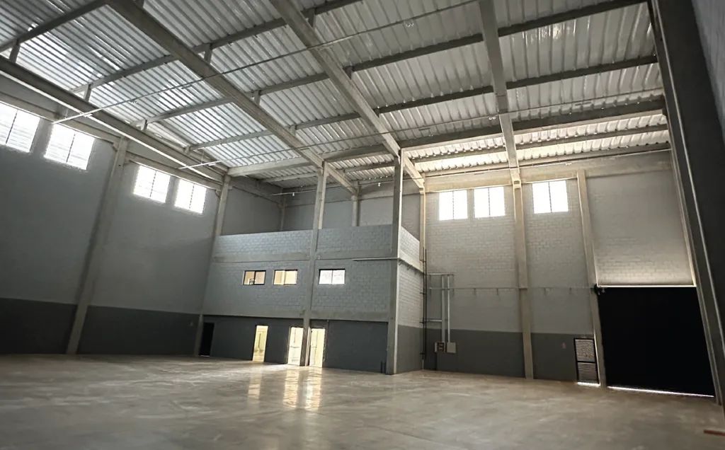 Galpão para alugar em Sumaré, Parque Emília, com 873 m²