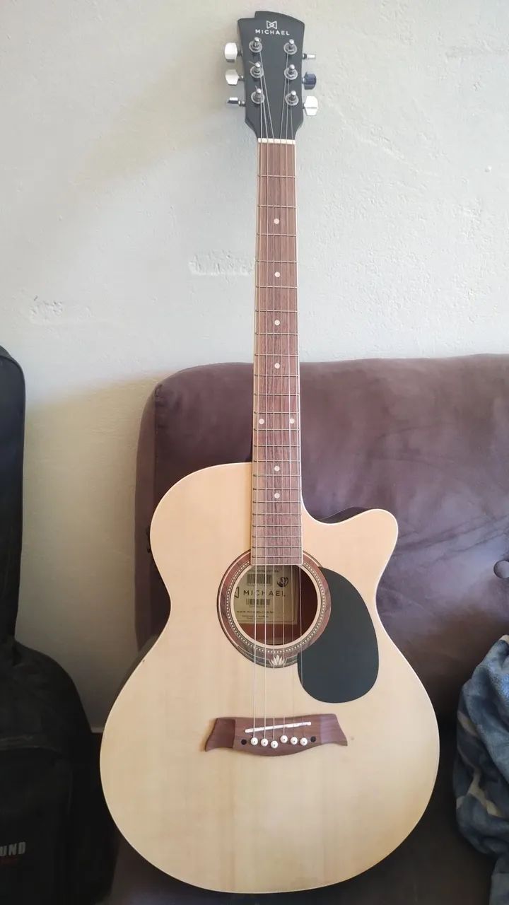 Violão elétrico 