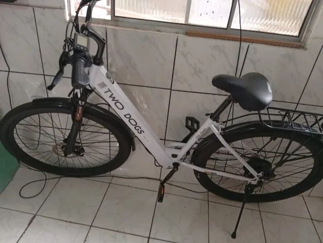 Bicicleta elétrica Two Dogs 