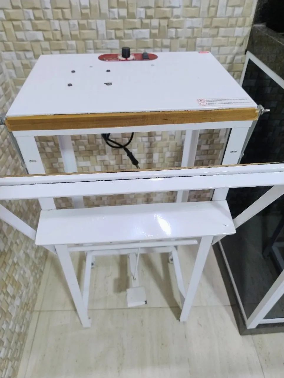 Seladora de líquido e pastoso 
