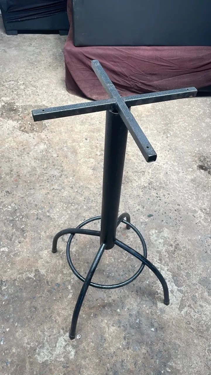 Estrutura de bistrô pronta sem o tampo  - Foto 2