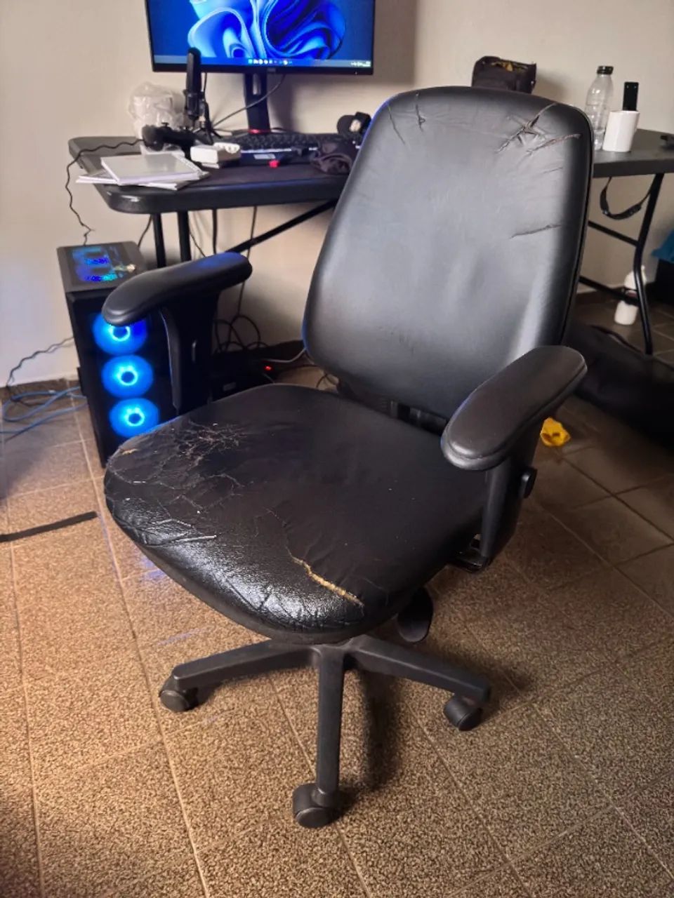 CADEIRA ESCRITÓRIO EXECUTIVA