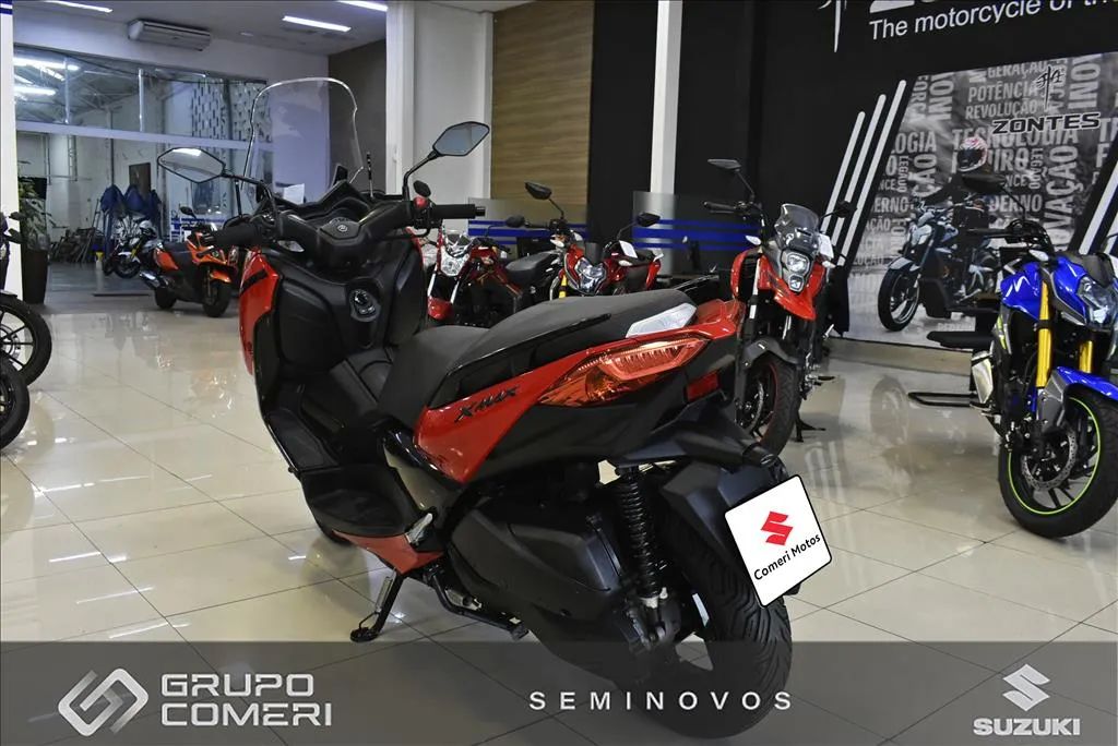 YAMAHA XMAX ABS - Foto 3