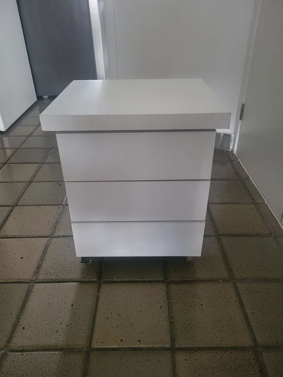 Mesa de cabeceira, coxão solteiro. - Foto 2