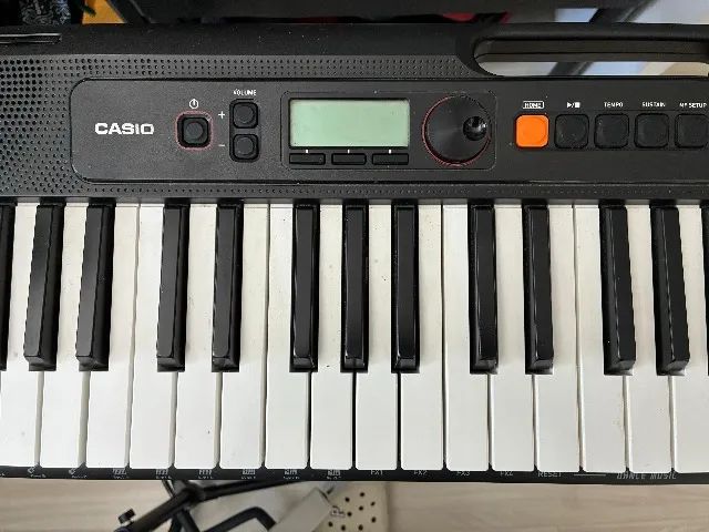 Teclado Casio CT-s195 + Suporte - Periféricos e Acessórios de