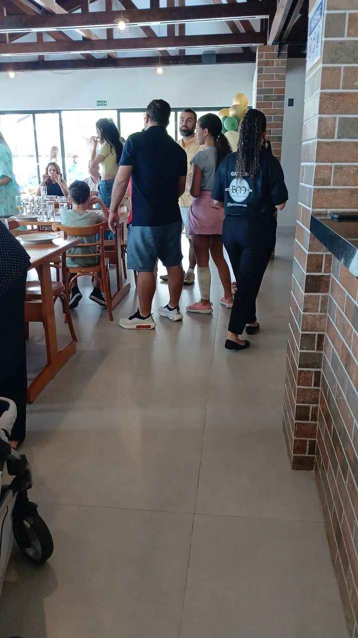 Garçons e copeiros para eventos e festa infantil  - Foto 2
