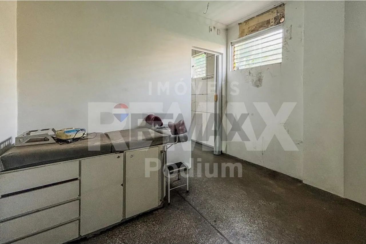 "Oportunidade Imperdível: Prédio Comercial em Manaus" - Foto 3