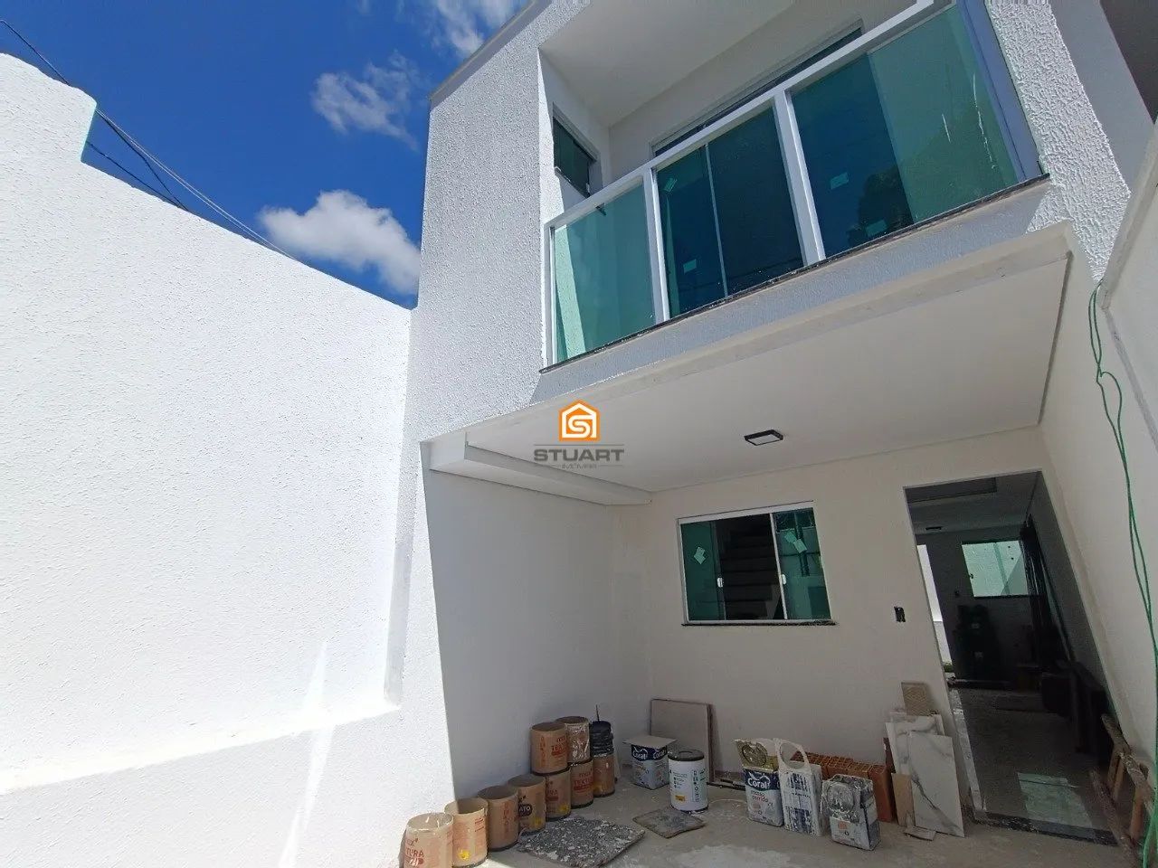 Casa com 2 suíte e 1 vaga no Bairro Jardim Leblon