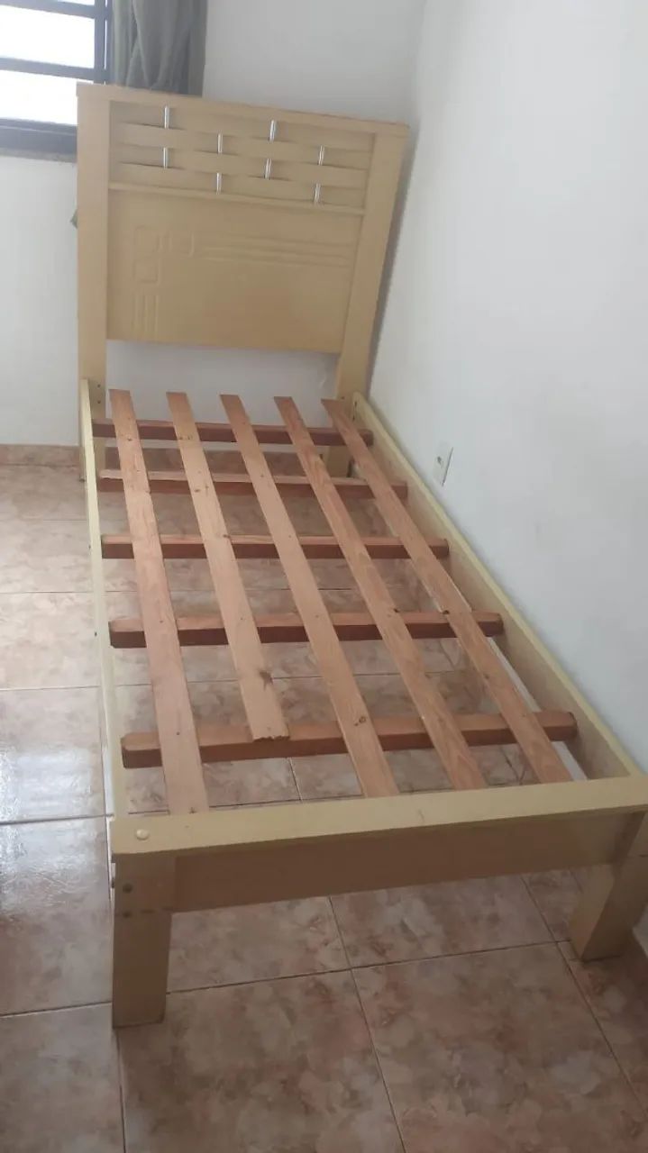 Cama solteiro 