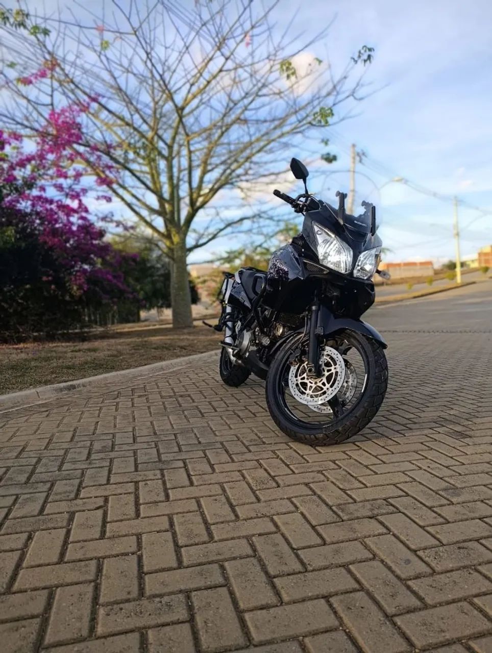 Suzuki V-Strom DL 1000c - Foto 3