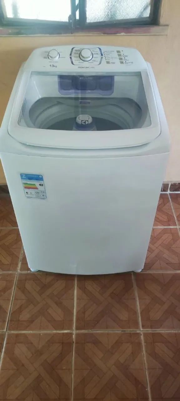 Vende-se máquina de lavar roupa 
