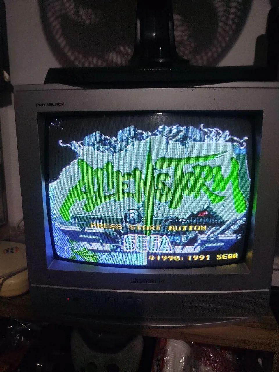 Mega Drive com 86 jogos 