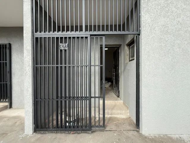 Quarto com banheiro privativo com internet, água e luz para alugar no centro de Campinas