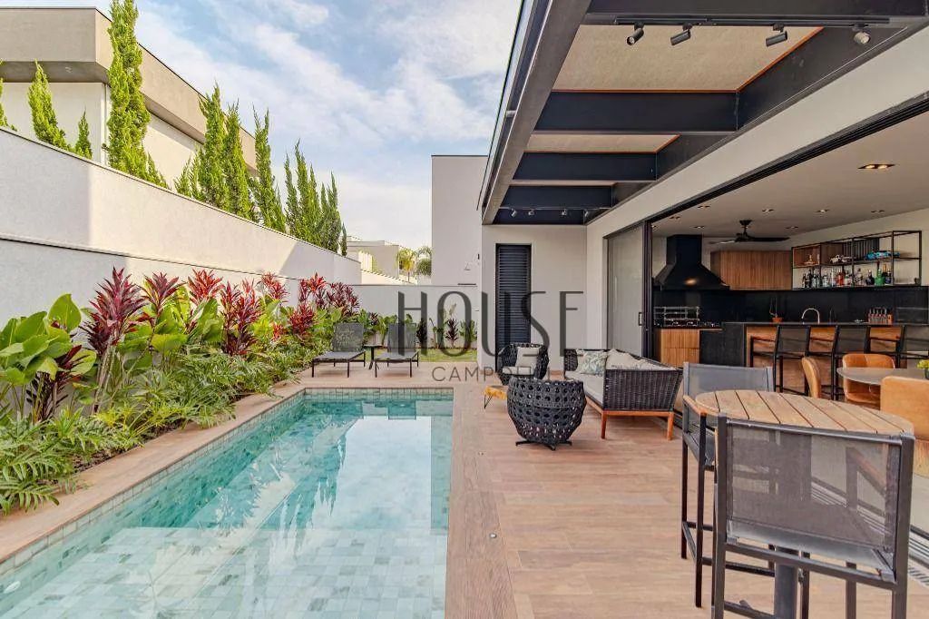 Casa com 3 quartos à venda, 350 m² - Alphaville Nova Esplanada - Votorantim/SP