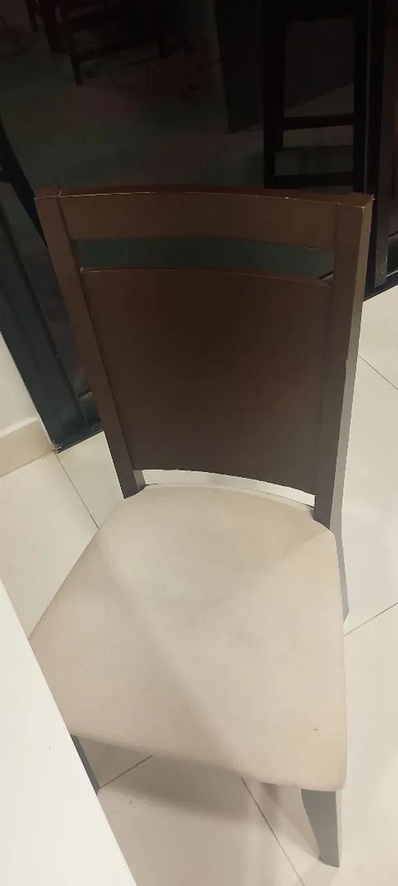 Mesa com 4 cadeiras  - Foto 4