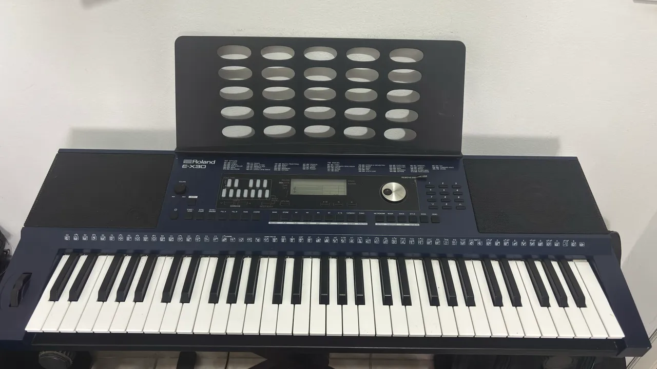 Promoção* Modulo Midi para Teclado - Roland SD-50 Mobile Studio