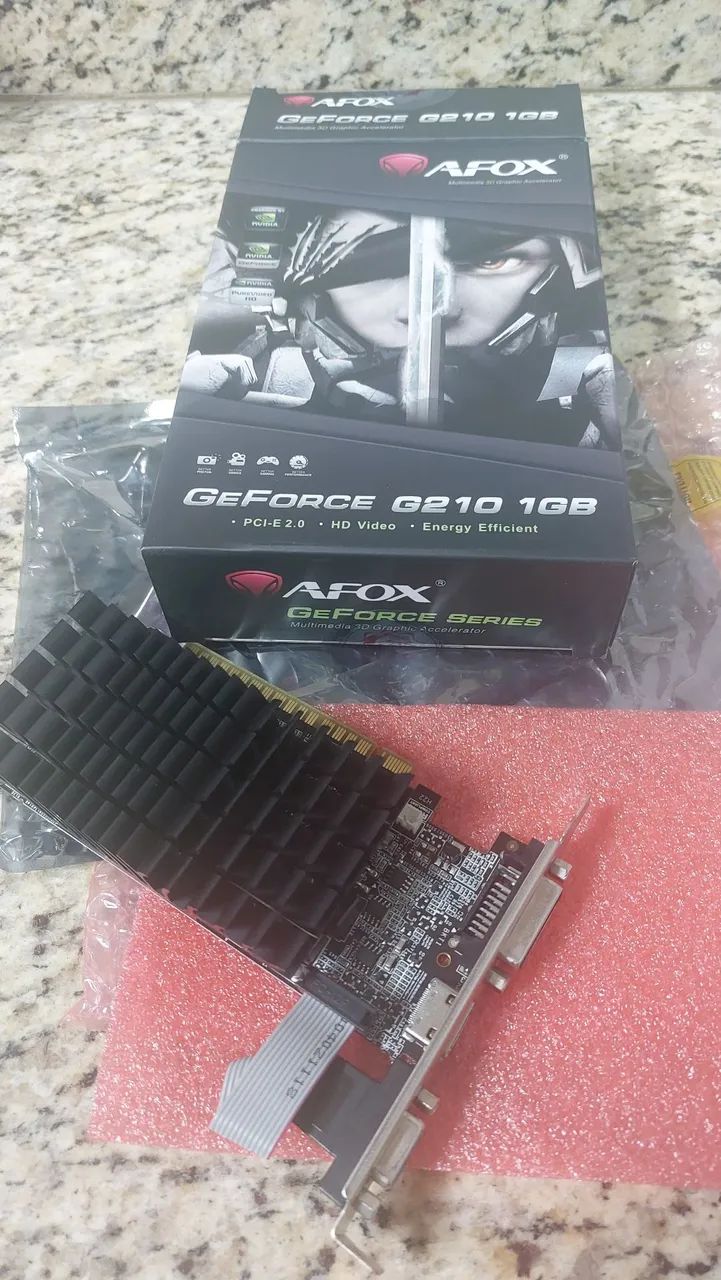 Placa de vídeo  gforce 1gb