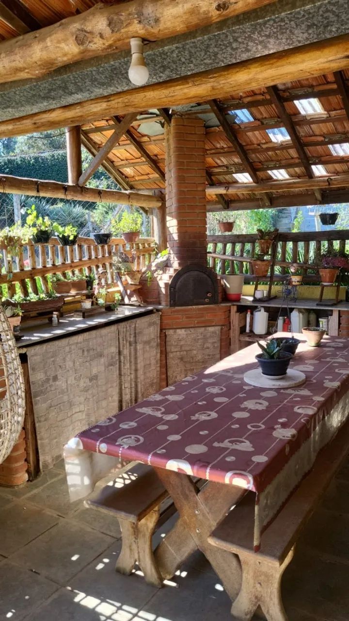 Chácara Completa em Ibiuna 2.200m2