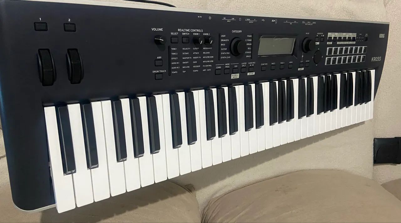 Korg Kross 2 - Foto 4