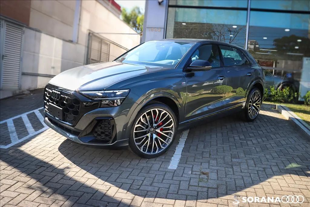 Audi Q8 Perf.bl. 3.0 TFSI Coupe Quat. S-tron. 2025 - Foto 3