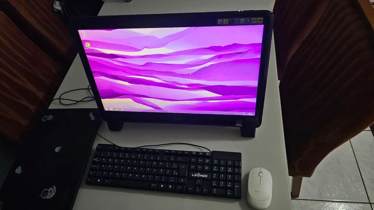 Pc Tudo em 1 AOC 20 POLEGADAS COM WINDOWS 8.1 PRO 8GB RAM TROCO POR TABLET OU IPHONE 