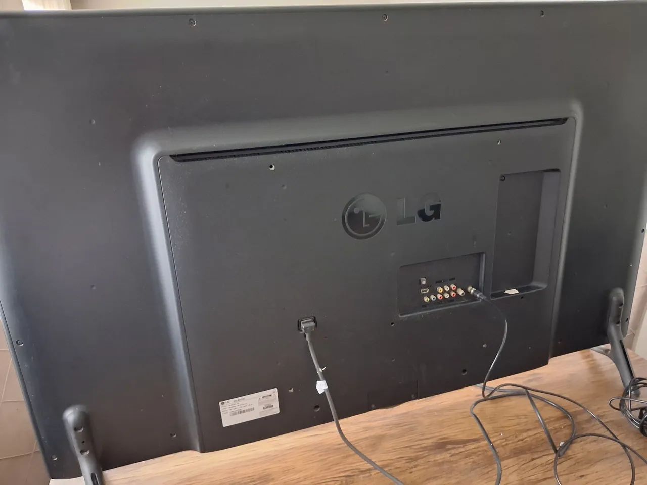 Vendo TV LG 55 polegadas,  da linha 3D LED,  painel LCD Full HD - Foto 3