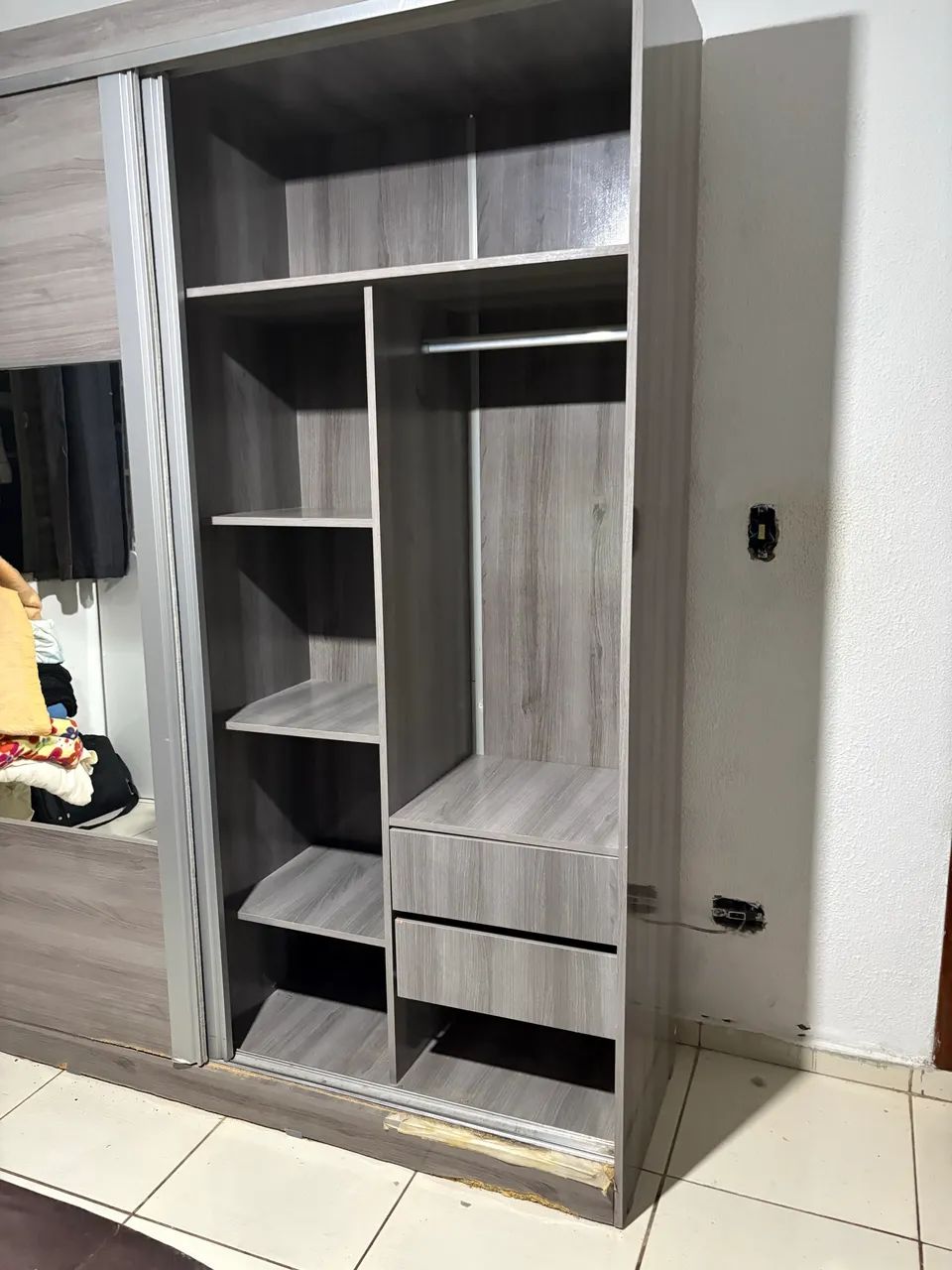 Guarda roupa 2 portas - Foto 2