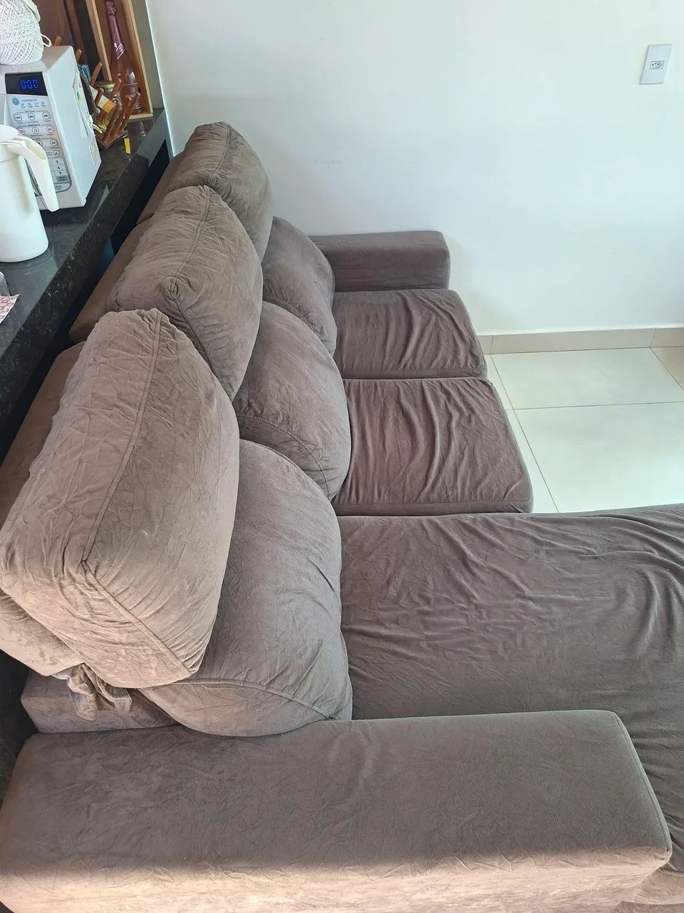 Sofá retrátil e inclinável (com chaise, cor capuccino, tecido suede) - Foto 2