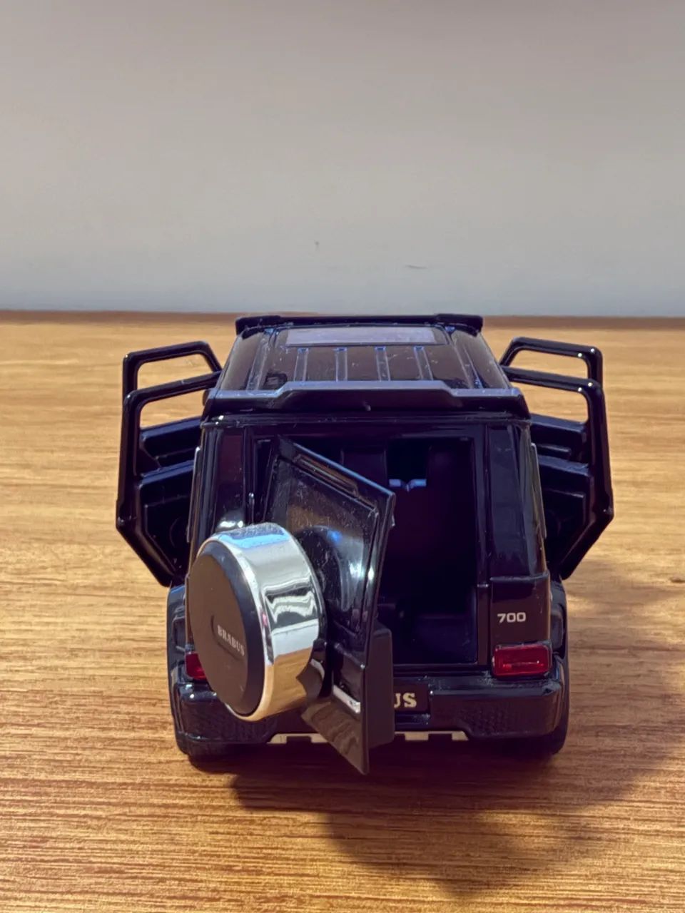Miniatura 1:32 Metal Mercedes G63 Brabus - Foto 3