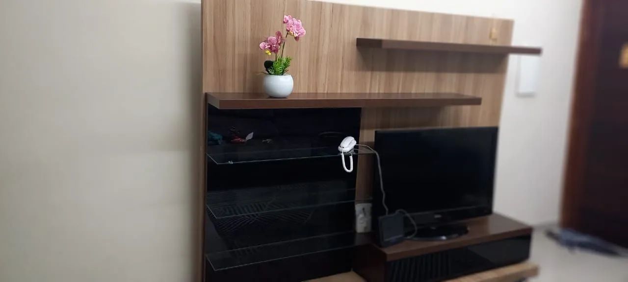 Rack com painel - Madeira - Foto 3