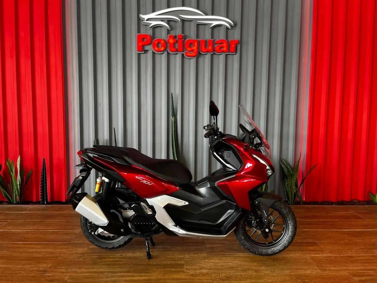 HONDA ADV 