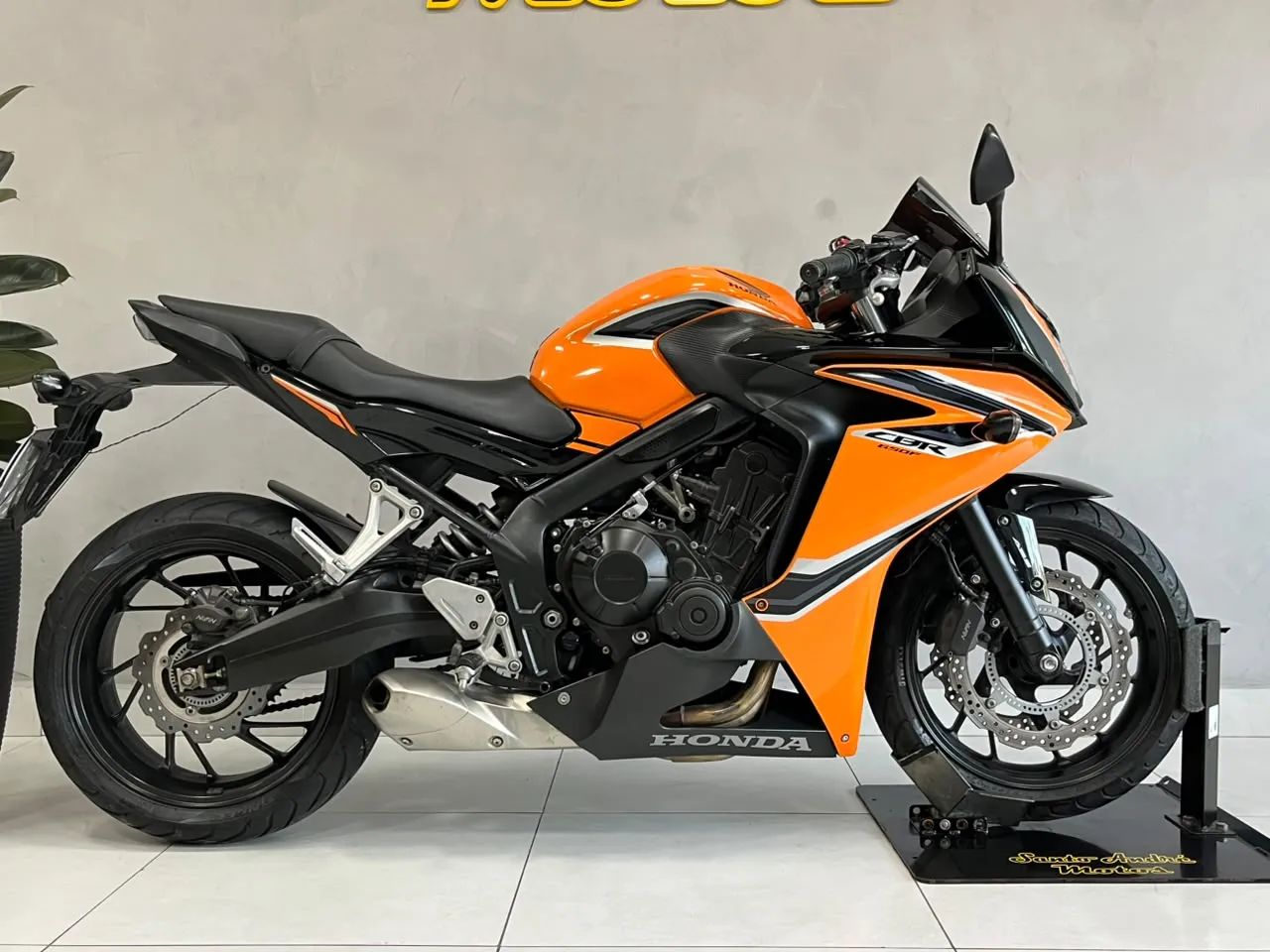 Honda CBR 650F - Foto 2