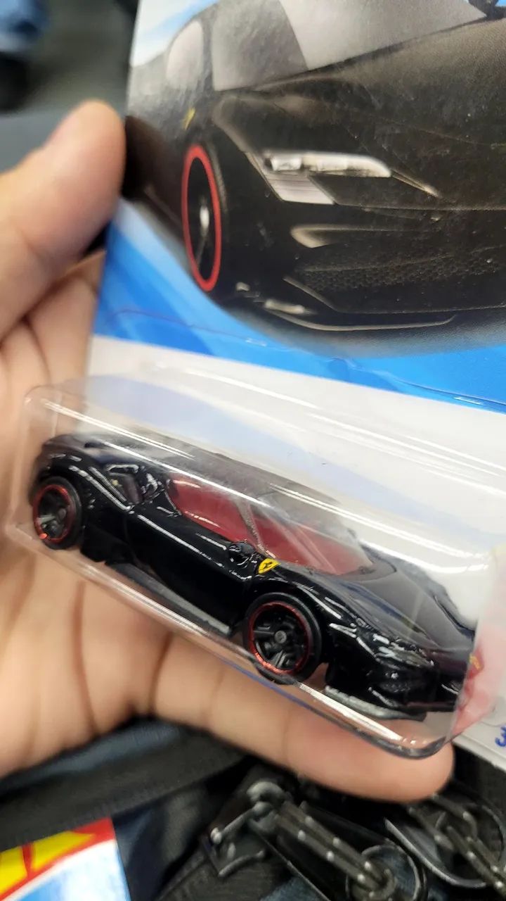 HOT WHEELS FERRARI - Foto 4