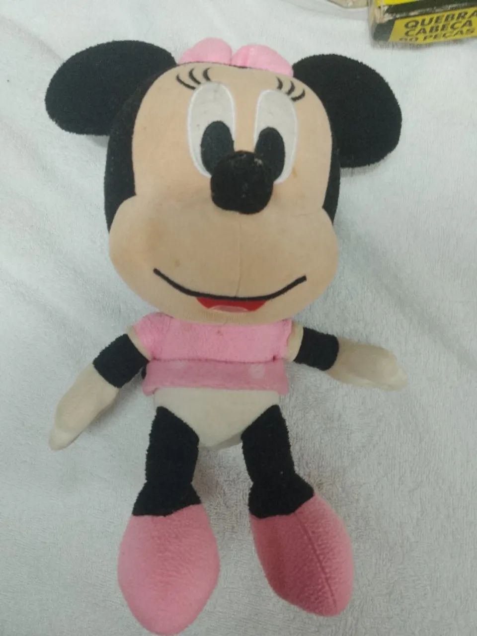 Boneca pelúcia Minnie 