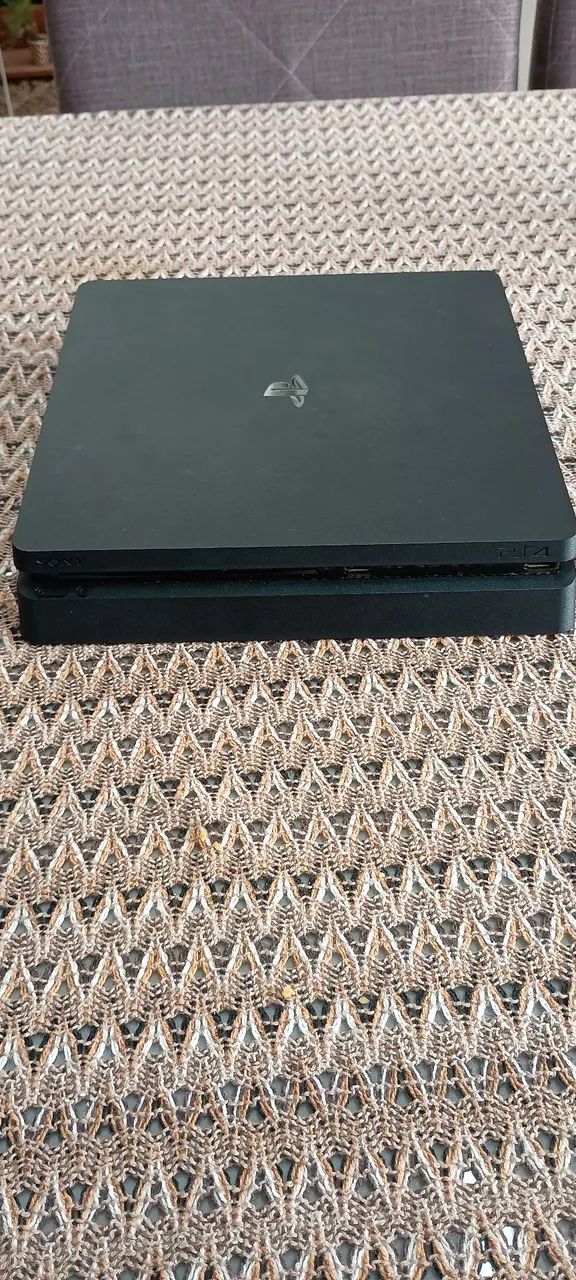 PS4, 2 controles e jogo  - Foto 3