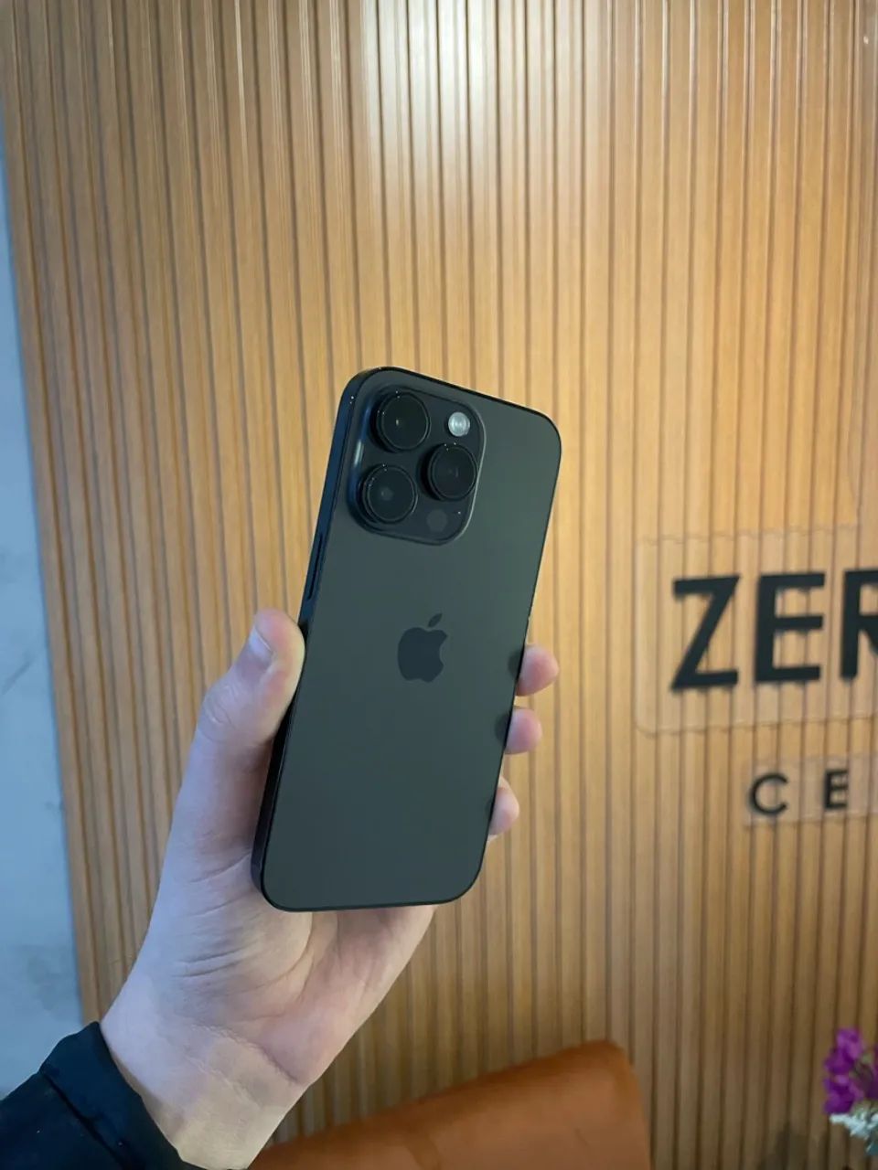 Iphone 14 Pro 128gb com garantia - Foto 2