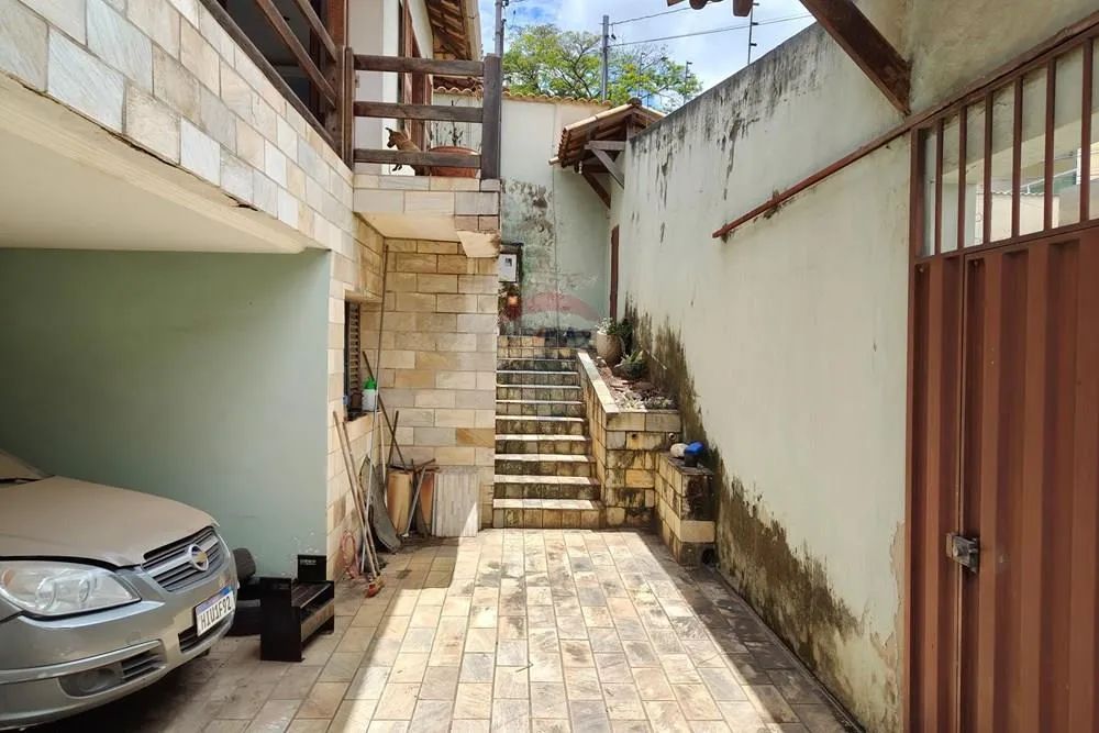 CASA 5 QUARTOS - PISCINA - ESTILO COLONIAL - Foto 2