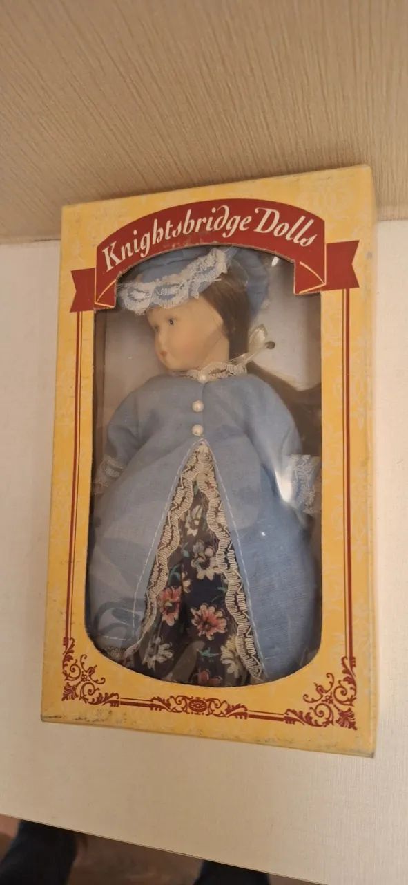 Boneca da coleção  Knightsbridge dolls - Foto 3