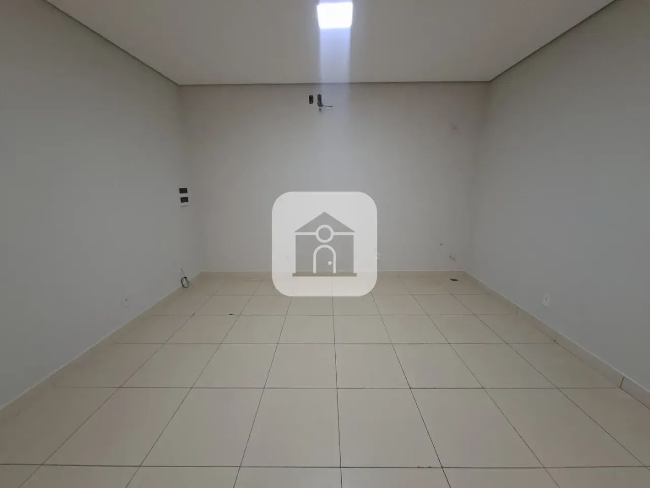 Sala comercial para locação bairro Presidente Roosevelt - Foto 5