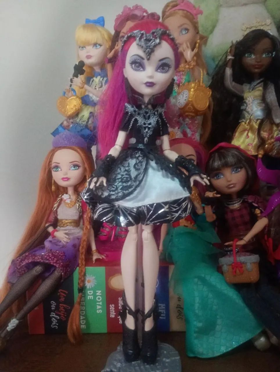 Ever After High Mira Shards