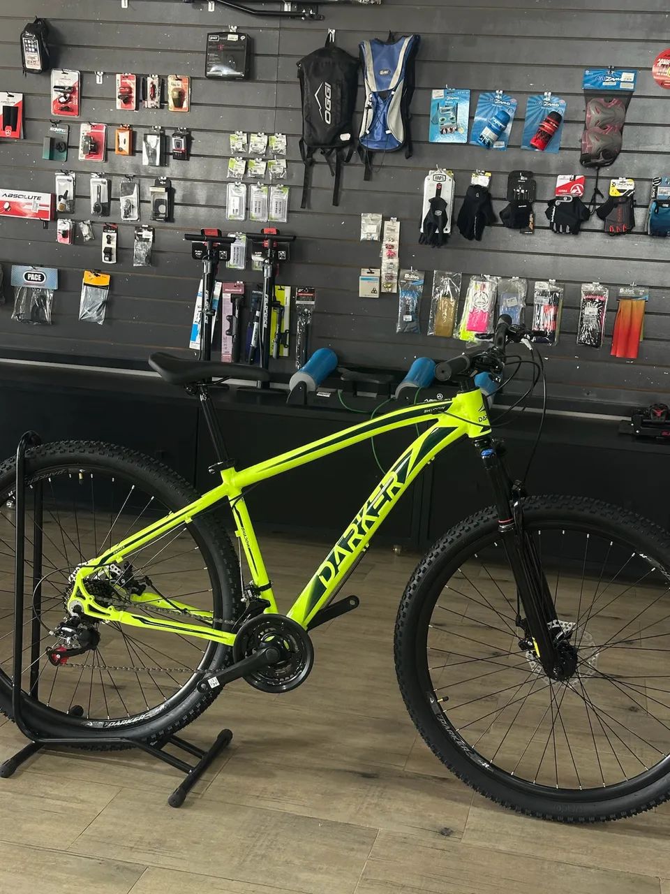 Bicicleta Darker aro 29 freio a disco mecânico 21 marcha 