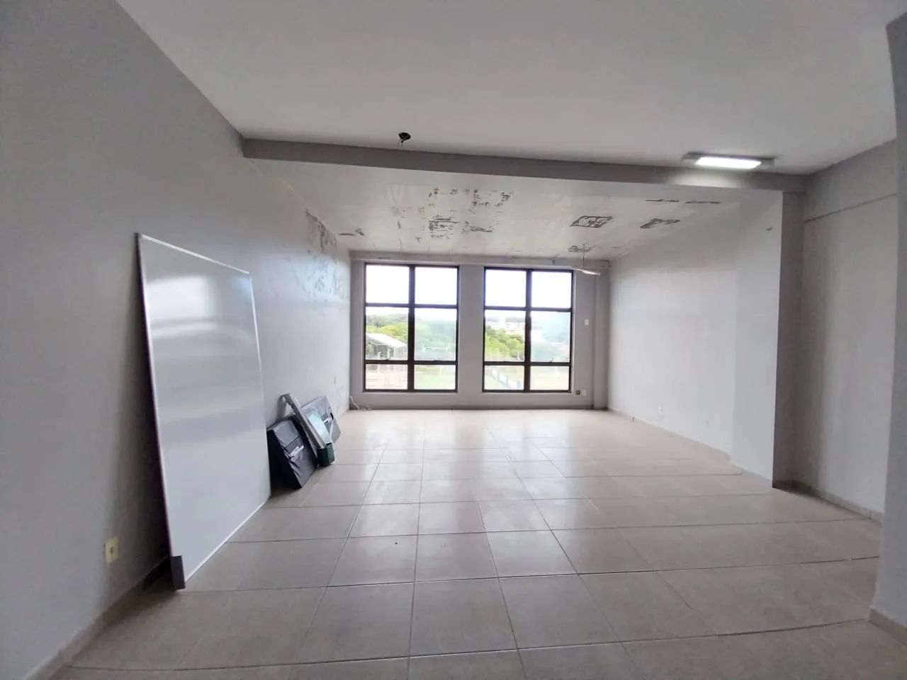 Locação Sala PORTO ALEGRE RS Brasil - Foto 4