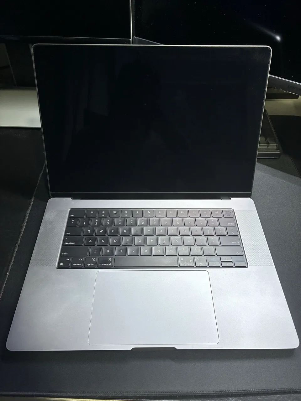 Macbook Pro M1 16gb 1TB