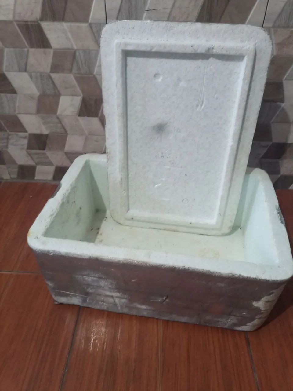 Caixa de isopor usada - Foto 4