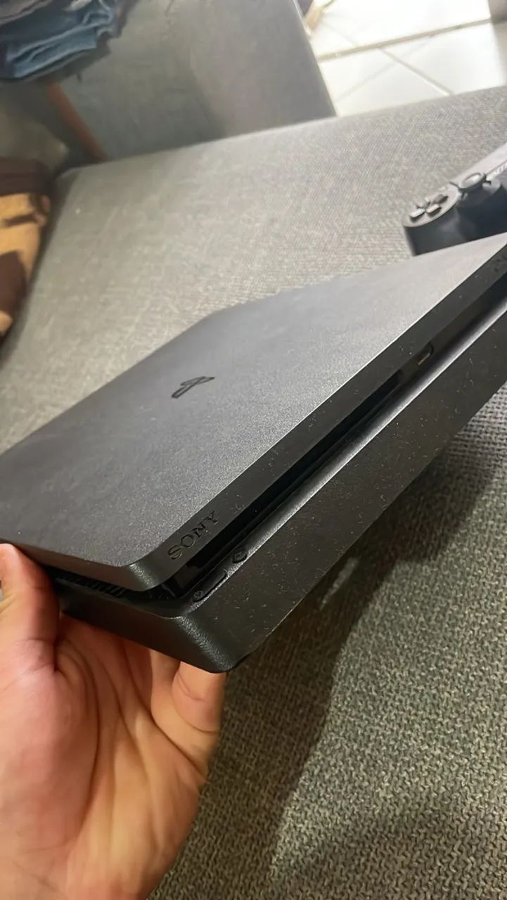 PS4 SLIM 1TB - Foto 3
