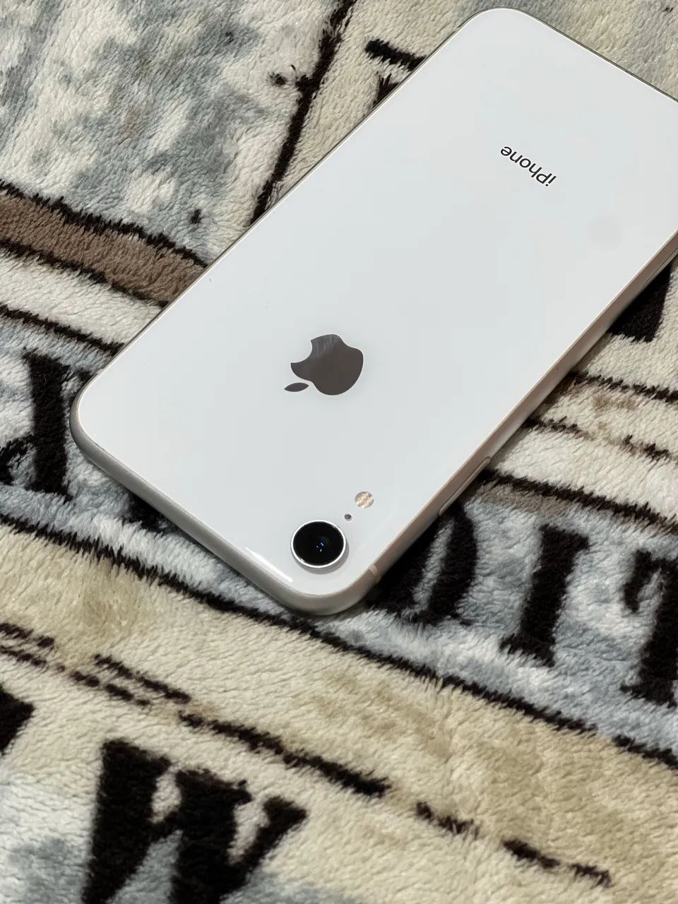 Iphone xr conservado - Foto 2