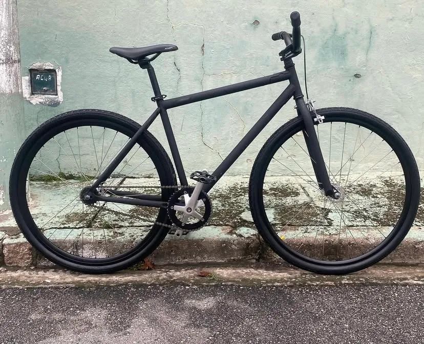 Bicicleta AirWalk tamanho 53 - Foto 3